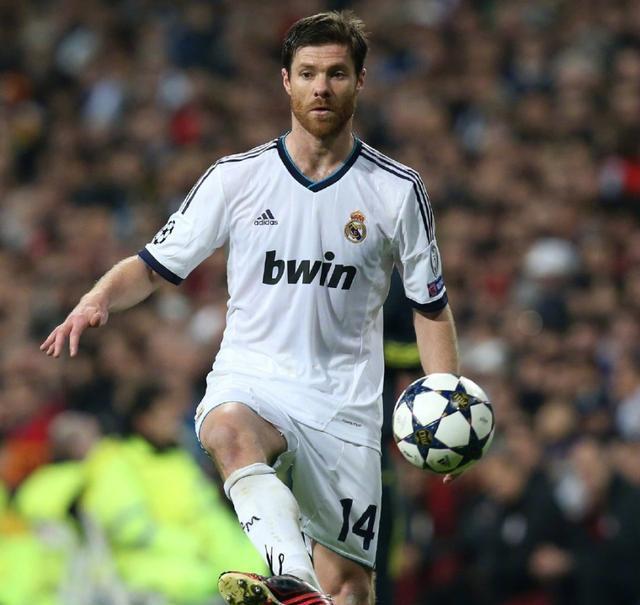  阿扎伦卡遭遇十二连败，皇家马德里教练面临压力！-开云体育网页